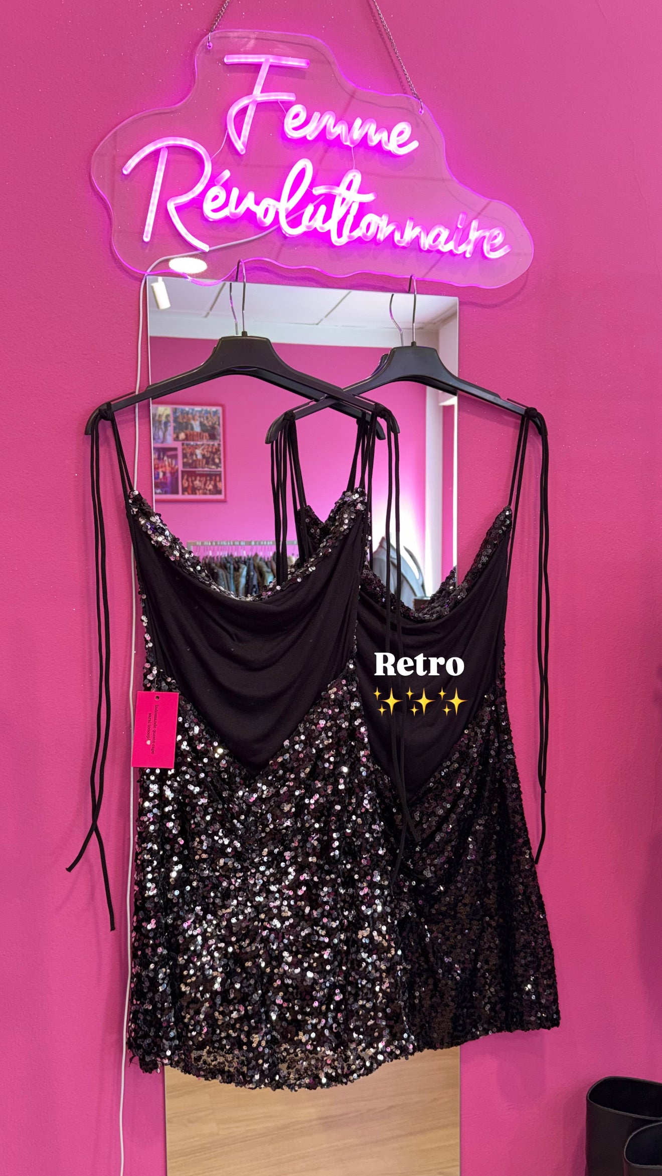 Abito Schiena Scoperta e Paillettes in vari colori