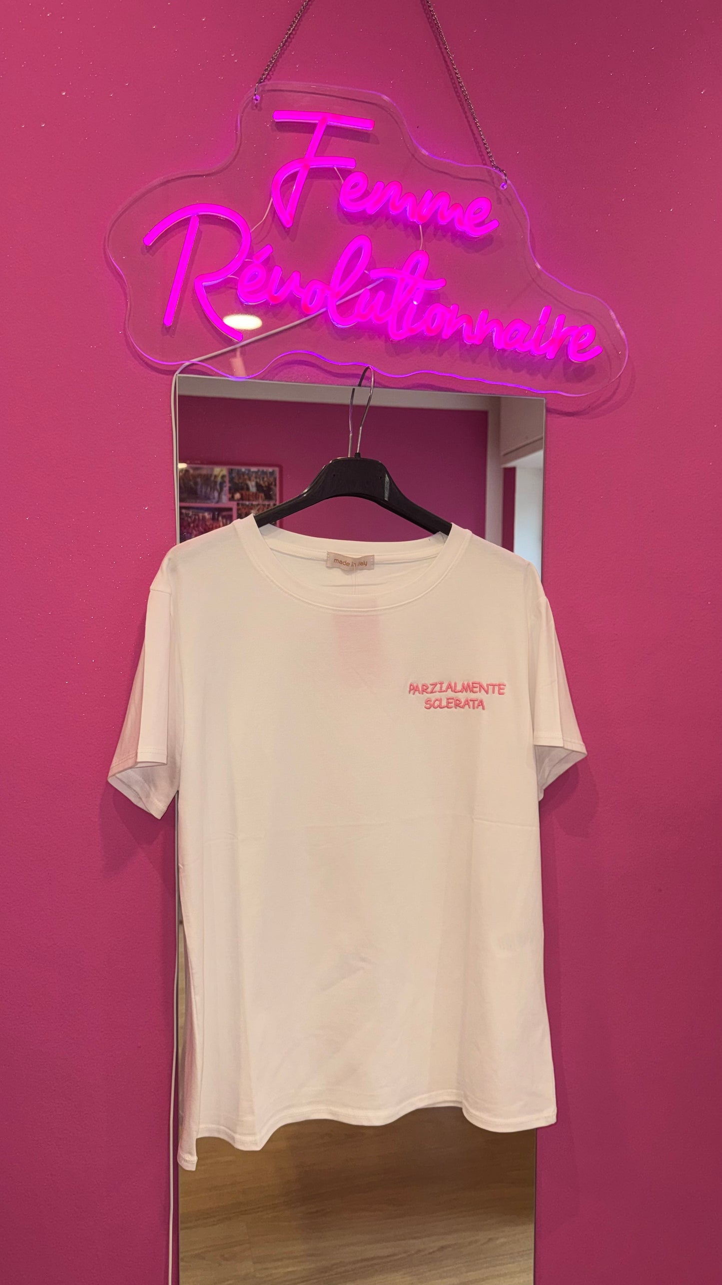 T-shirt “Parzialmente sclerata”