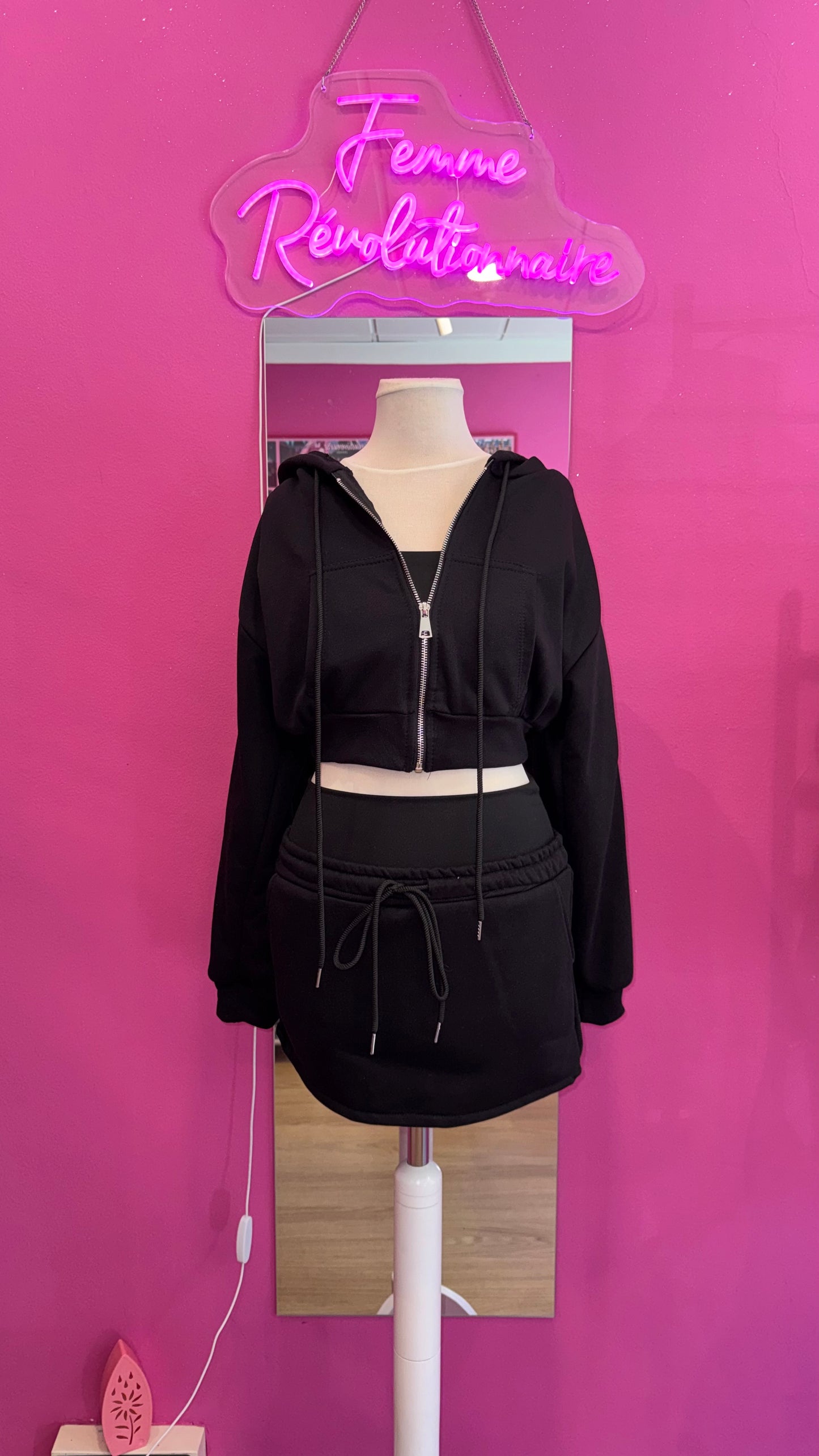 Tuta Viral 3 Set Skirt Black