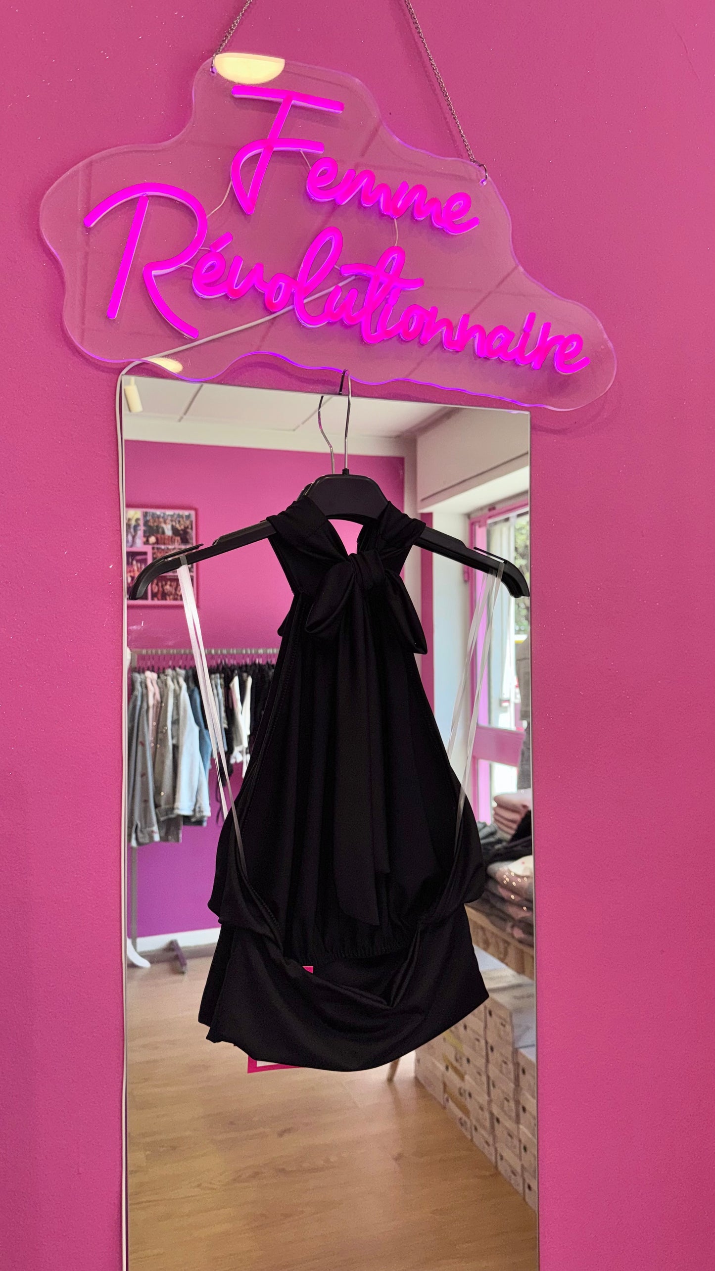 Top Halter Balloon Black