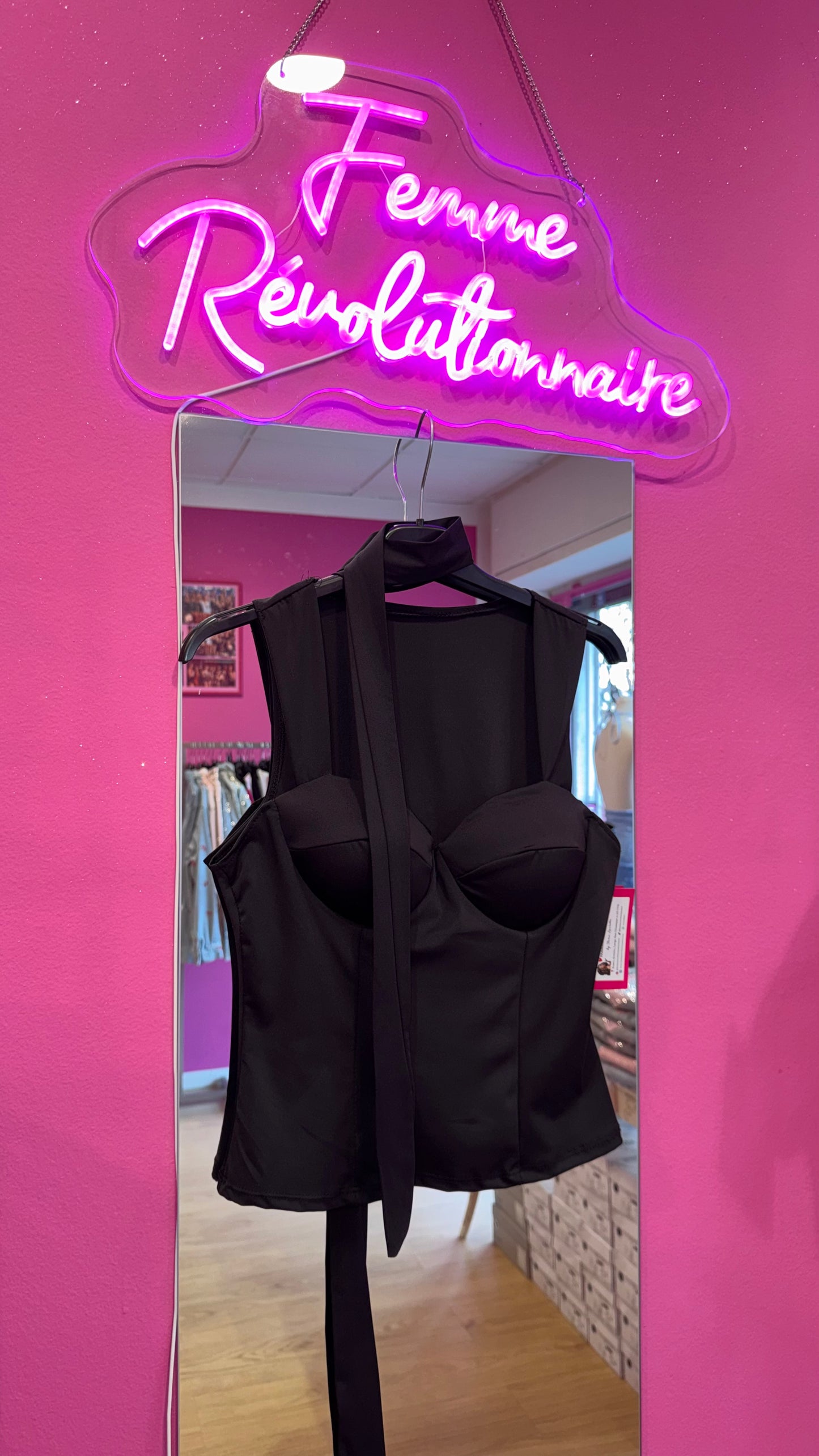 Top Elodie Black