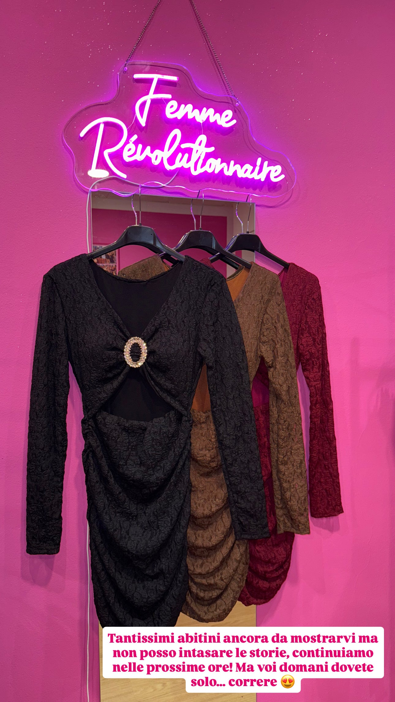 Abito Cut-out Gioiello Pizzo in vari colori