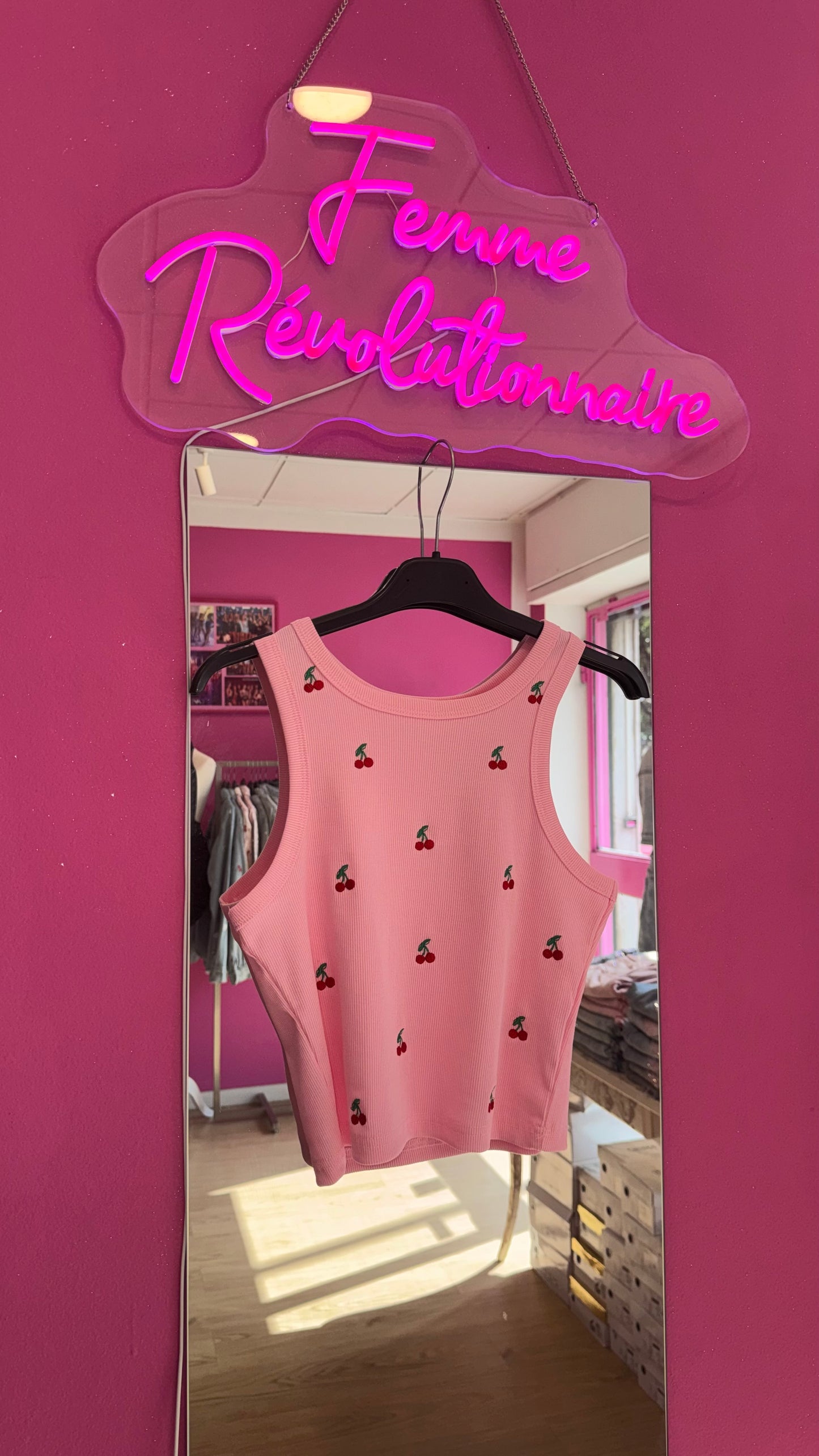 Top Cherry Pink
