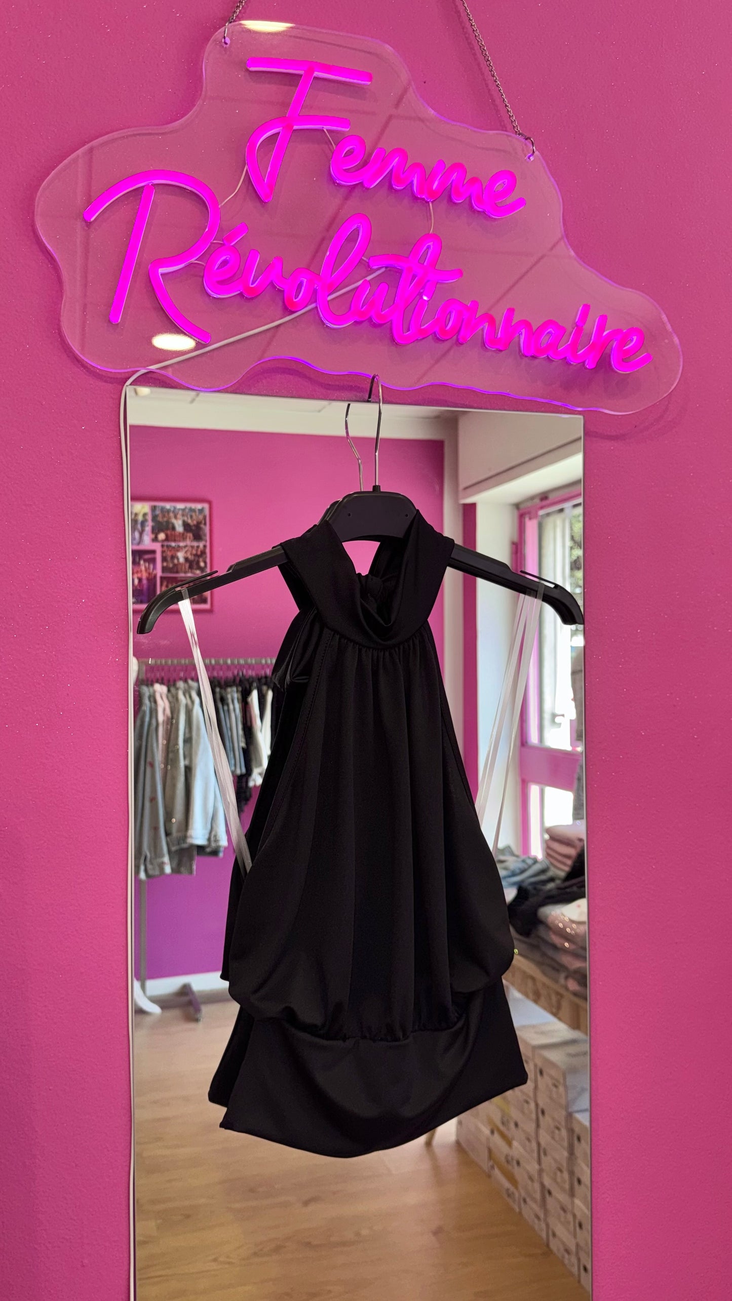 Top Halter Balloon Black