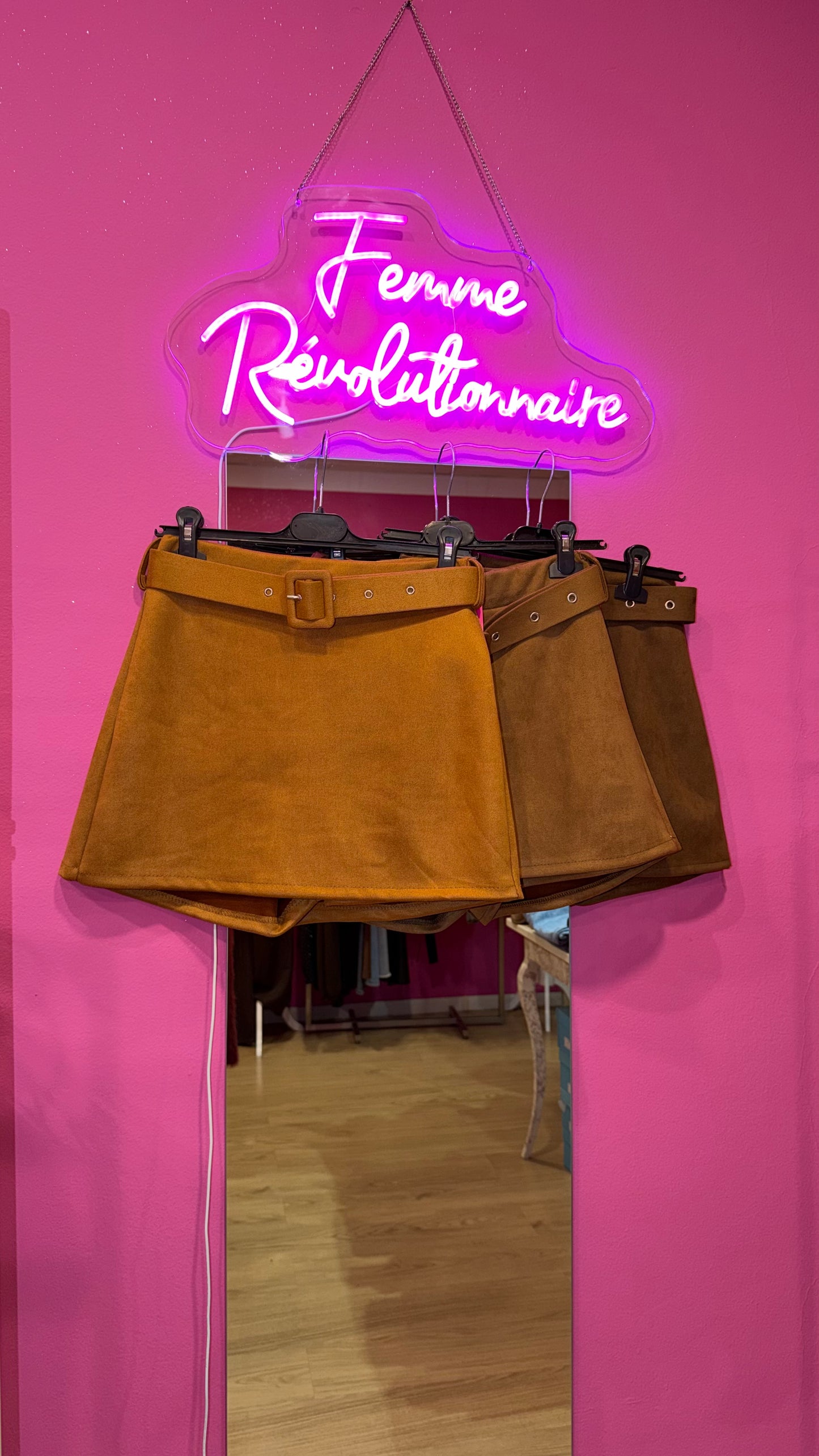 Gonna Scamosciata con Cintura in vari colori