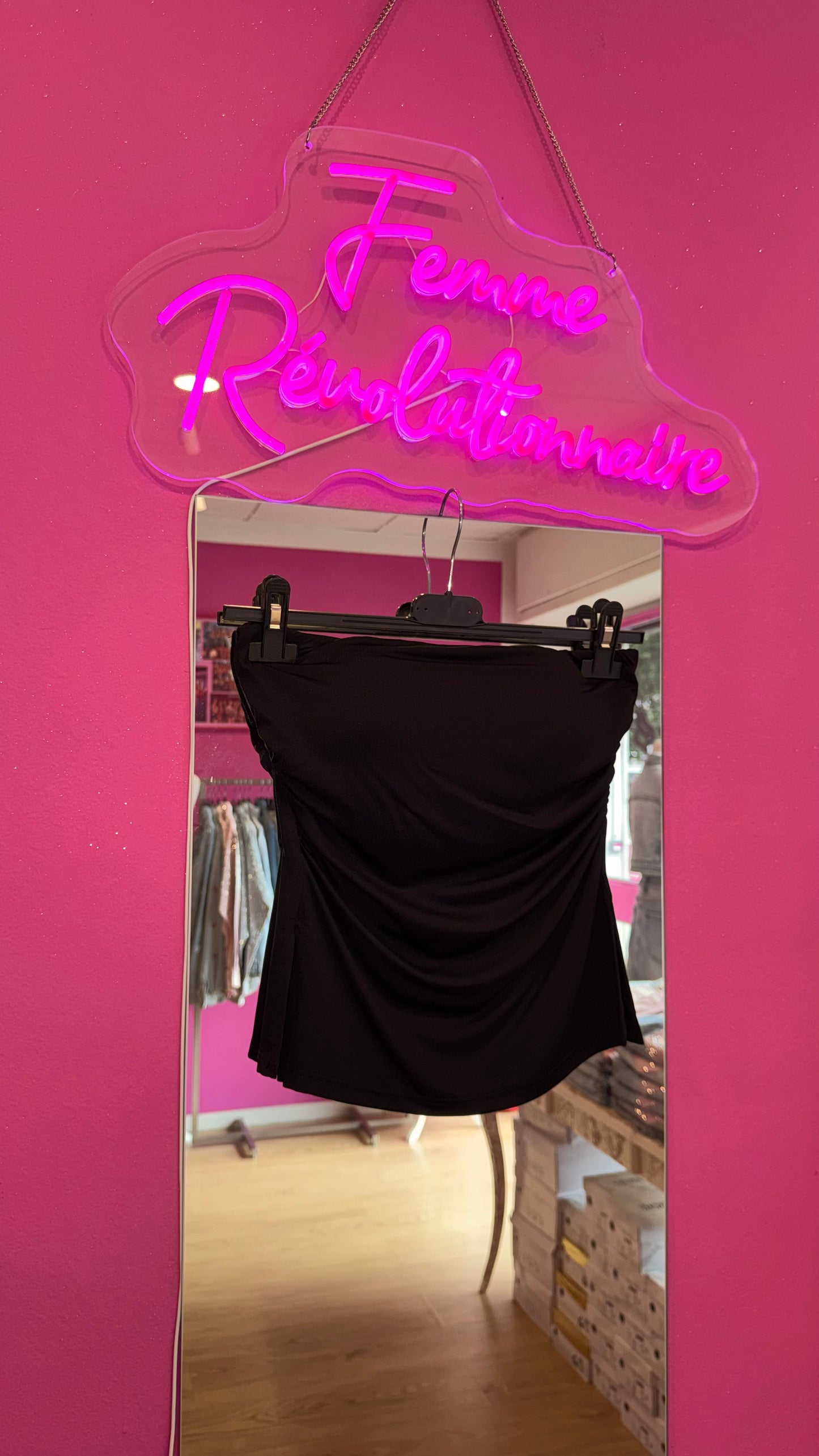 Top Cut-Out Strapless Black