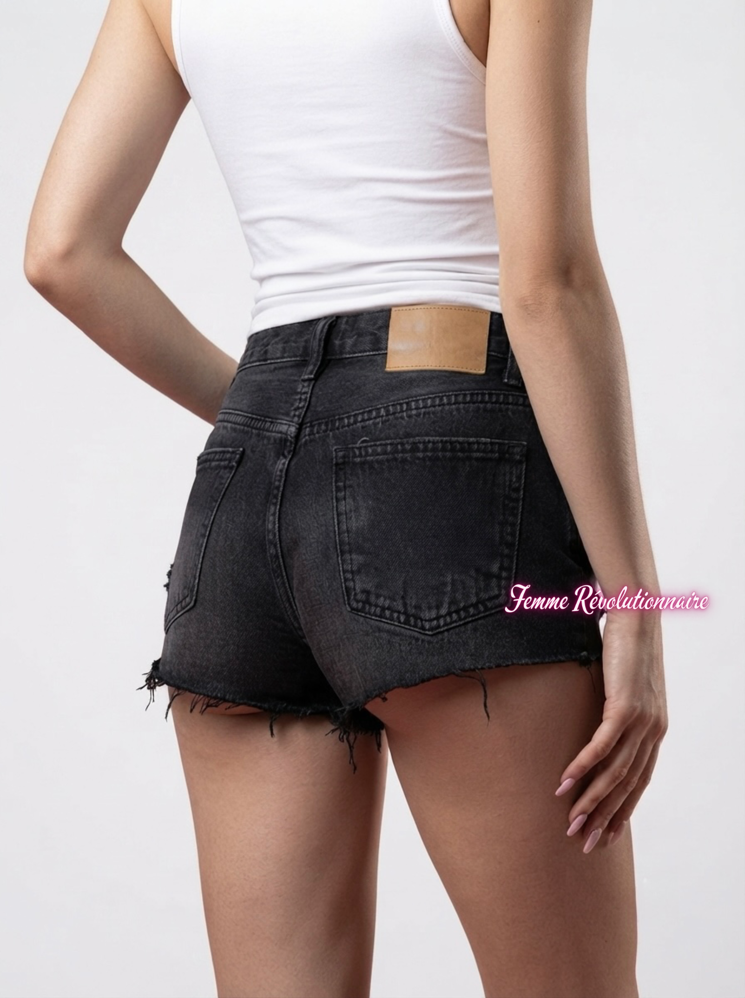 Shorts Revolutionary Black