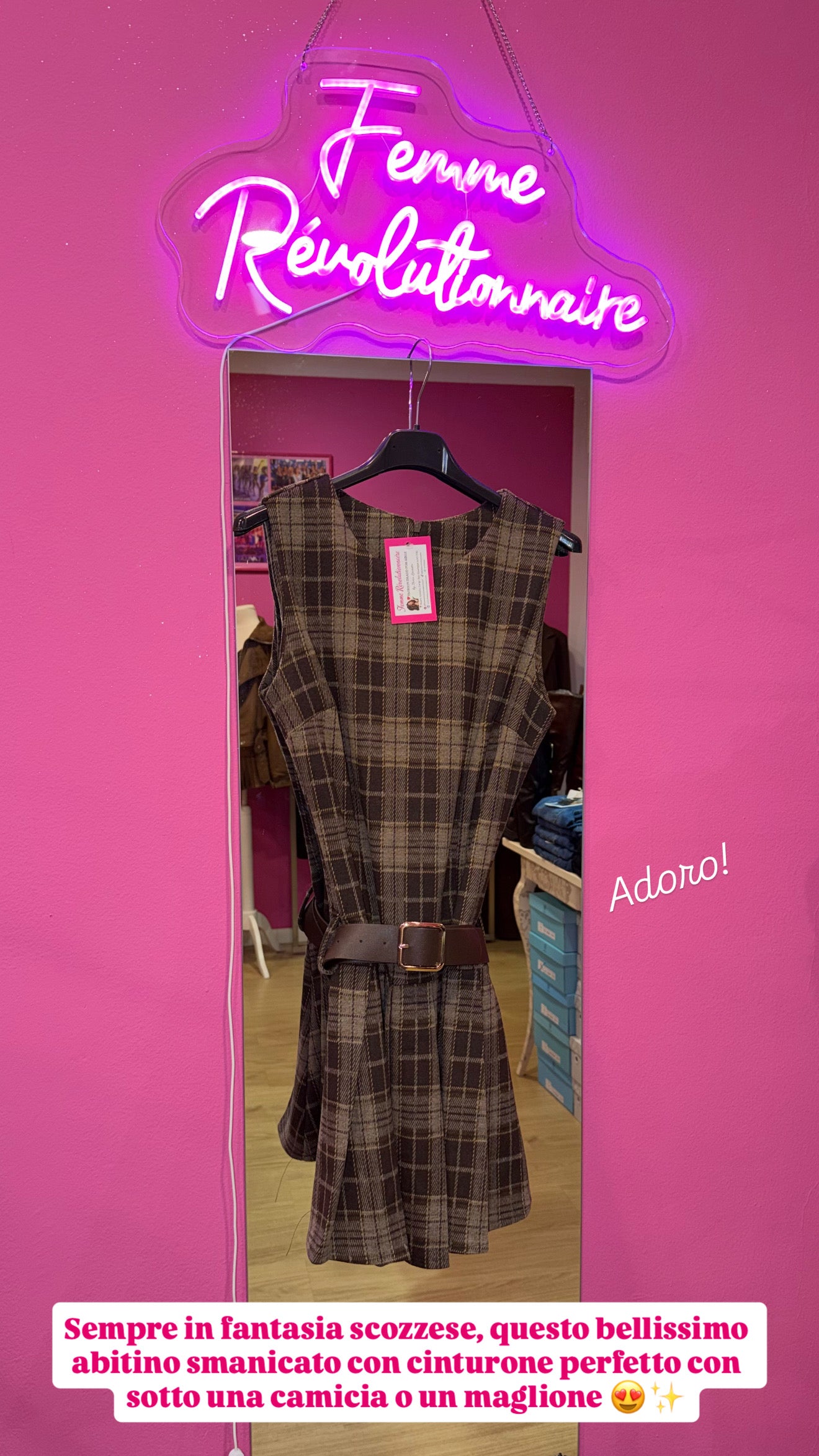 Abito Smanicato Cinturone Scozzese