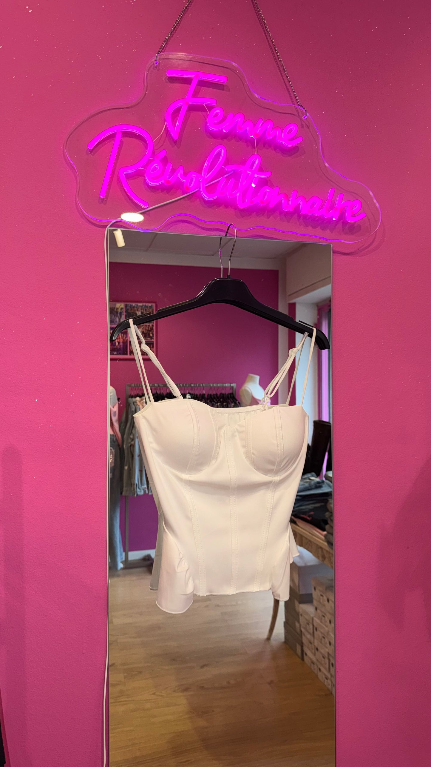 Top Flora White