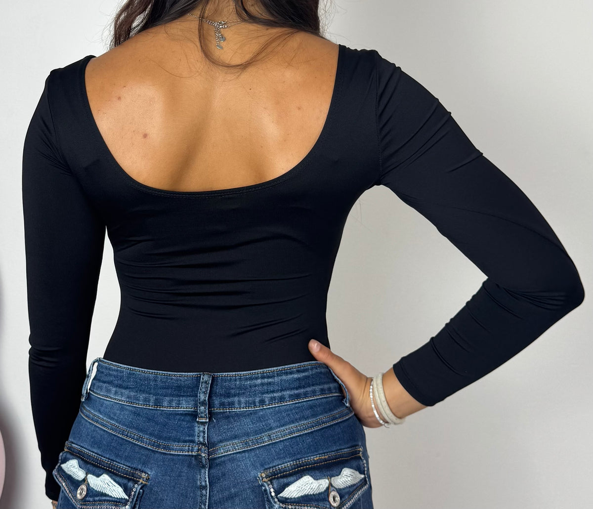 Body Scoopneck Black