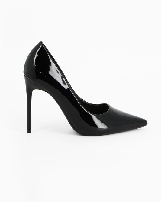 Décolleté in vernice lucida nude